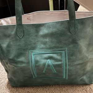 Thirty One Modern Tote